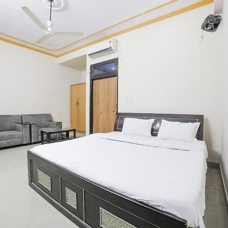 جايبور Spot On 38085 Hotel Amer Palace المظهر الخارجي الصورة