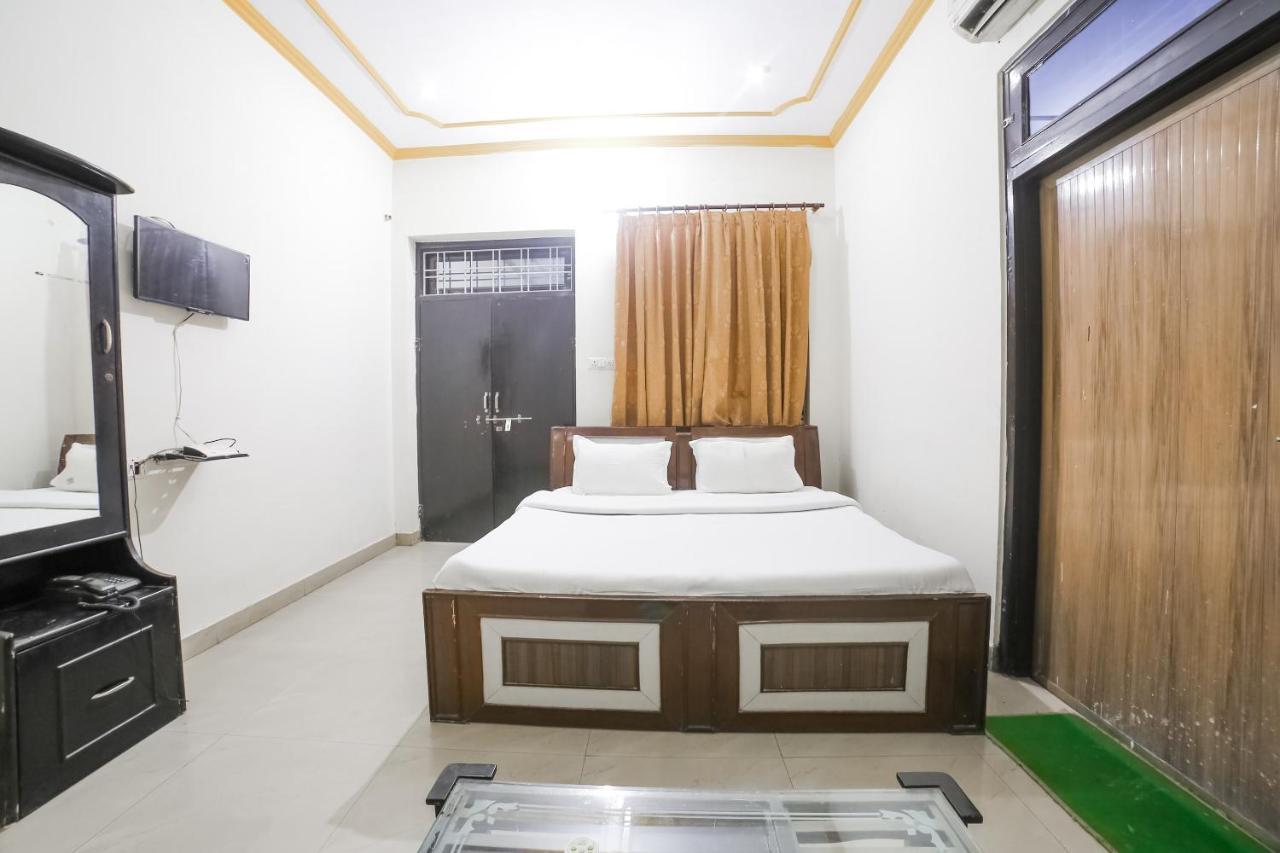 جايبور Spot On 38085 Hotel Amer Palace المظهر الخارجي الصورة